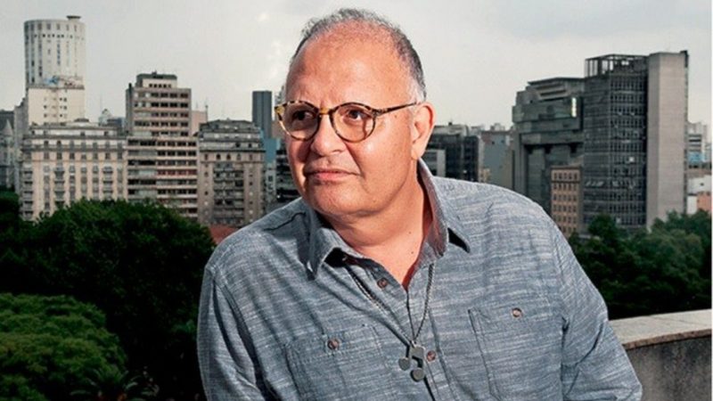 Cantor Guilherme Arantes releva que ficou paralítico em viagem à Europa