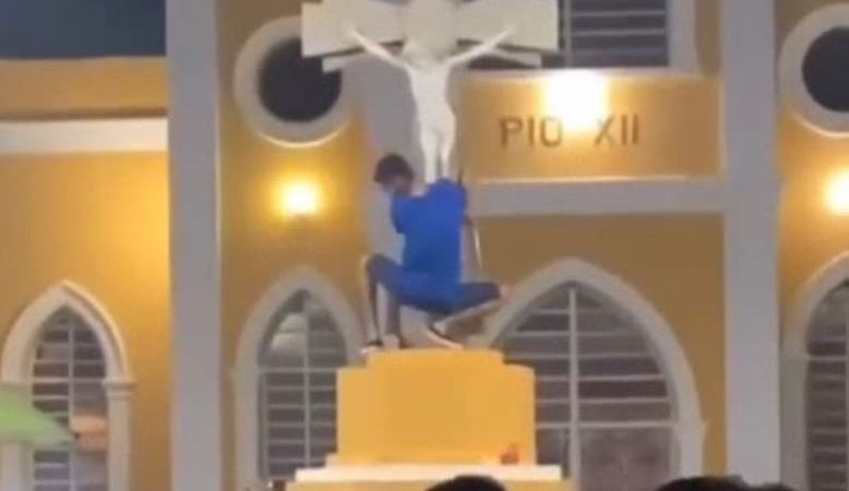 Jovem é ameaçado de morte e passa mal após vídeo com dança em monumento católico de Angicos