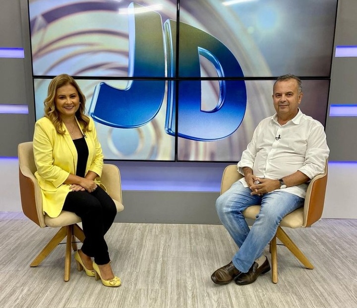 “Carlos Eduardo não é bolsonarista, nem é petista, nem cirista. É oportunista”, diz Rogério Marinho