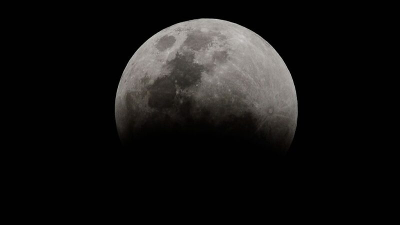Superlua poderá ser observada nesta quarta-feira (30)