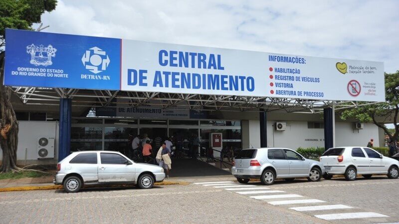 Trabalhadores do DETRAN-RN paralisam atividades entre hoje (quarta-feira) e sexta-feira (24)
