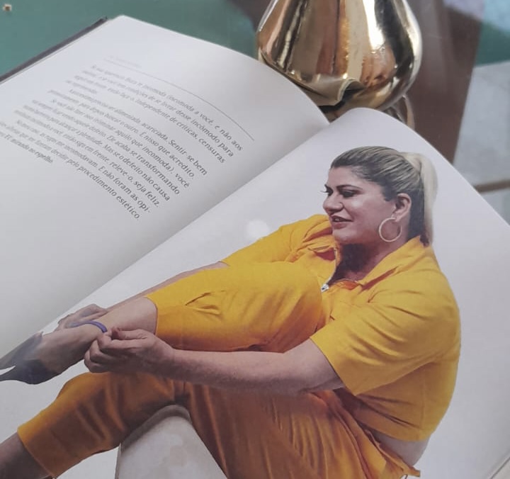 “Há vida após os 50” seu mais novo filho: livro da comunicadora Jeane Oliveira