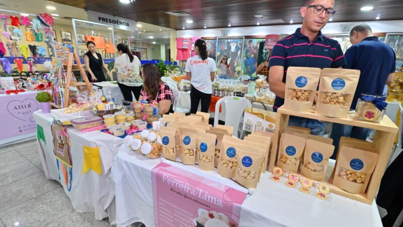 Salão Nobre da Assembleia Legislativa recebe mais uma edição da feira de artesanato