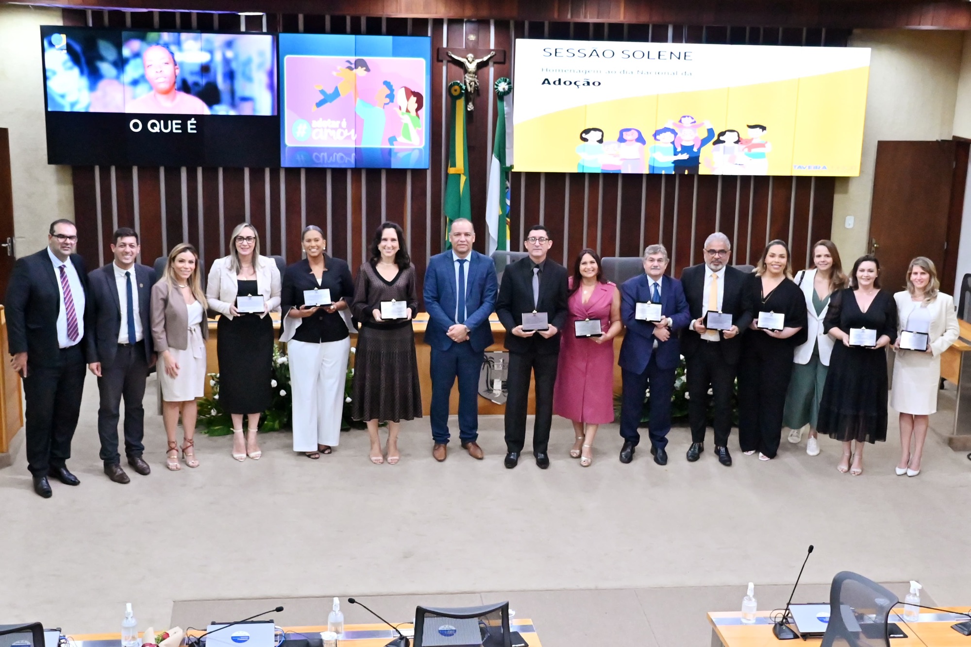 Sessão Solene na Assembleia Legislativa celebra Dia Nacional da Adoção