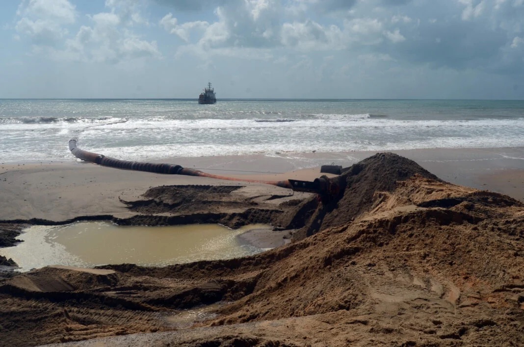 Obra da engorda é suspensa para testes e coleta de material