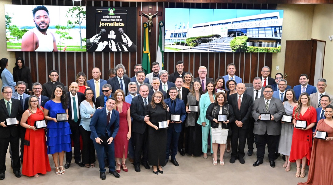ALRN homenageia jornalistas e exalta o papel da imprensa na democracia