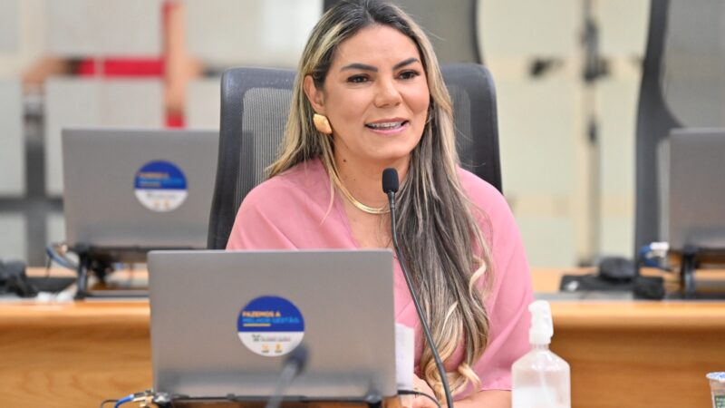 Condenados por homofobia, transfobia ou lesfobia não poderão assumir cargos públicos