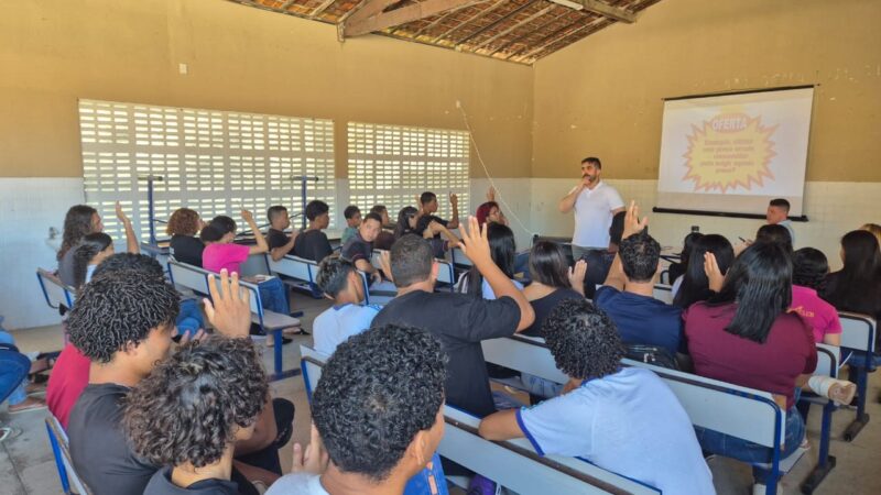 Projeto “Aprendendo Direito” aproxima jovens da cidadania em escola da Zona Norte de Natal