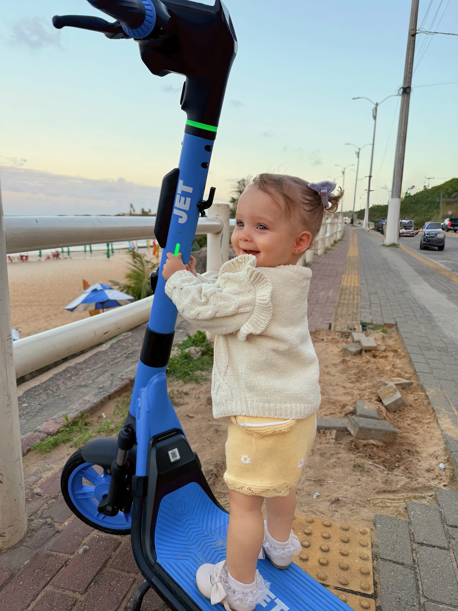 Do morango do amor ao patinete elétrico: Natal e sua eterna busca por uma nova febre