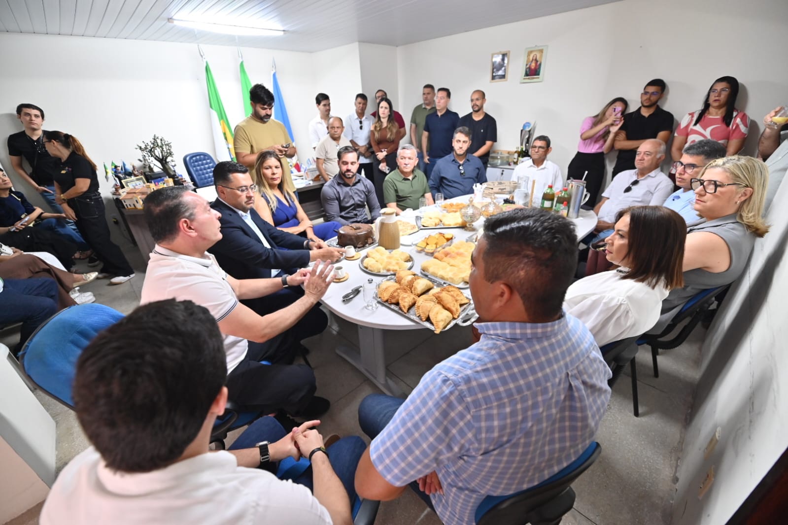 Presidente da Assembleia apresenta ações e investimentos em visita a Nísia Floresta