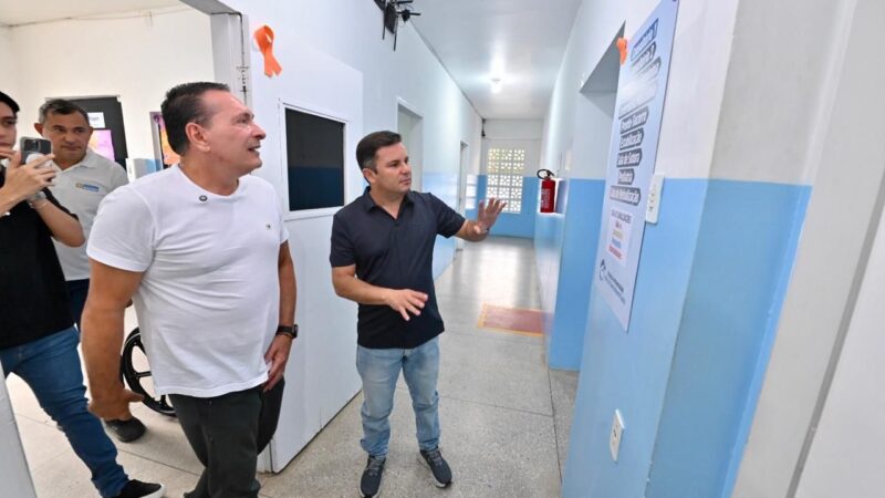 Ezequiel visita hospital reformado e reforça apoio à saúde em Pedro Velho