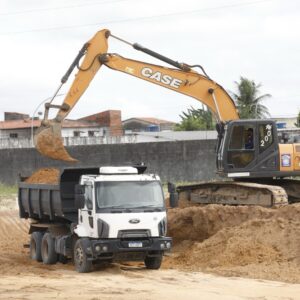 Governo rebate críticas e afirma que obras do Hospital Metropolitano já estão em andamento