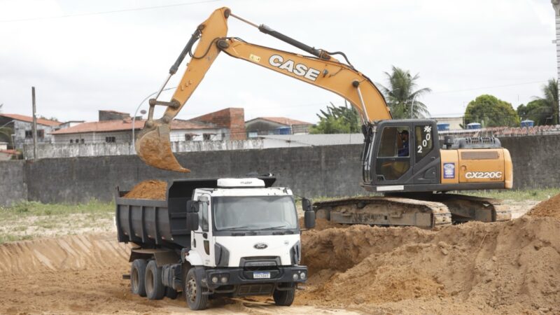 Governo rebate críticas e afirma que obras do Hospital Metropolitano já estão em andamento