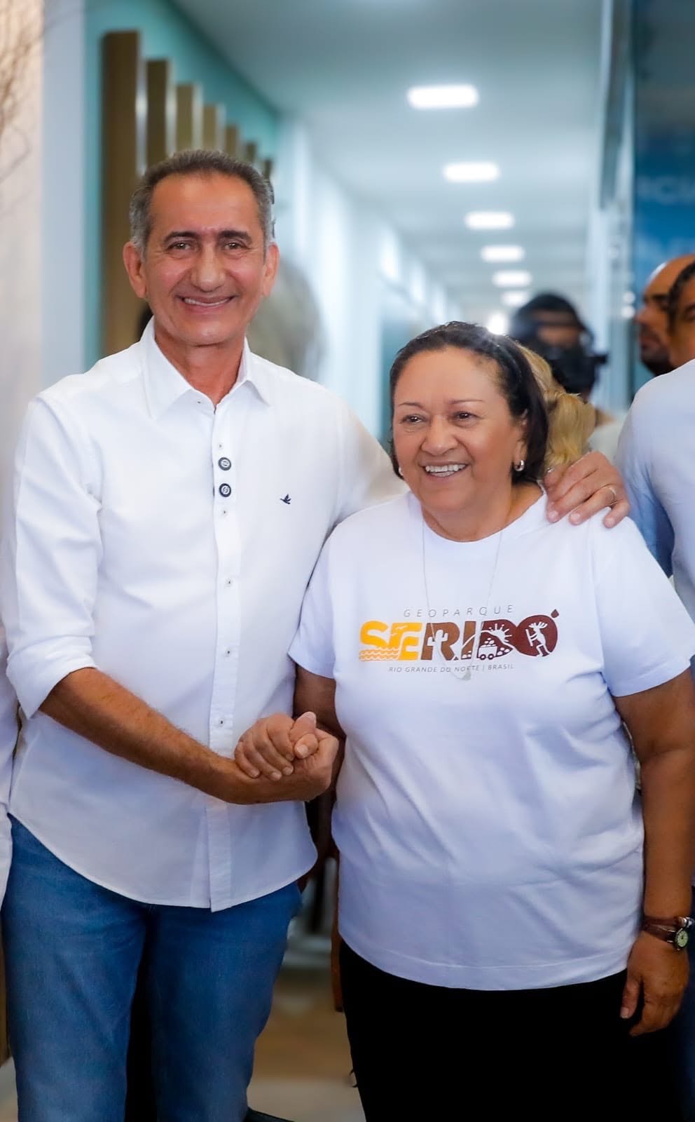 Fátima e ministro Waldez Góes visitam obras da Adutora do Agreste em Nova Cruz