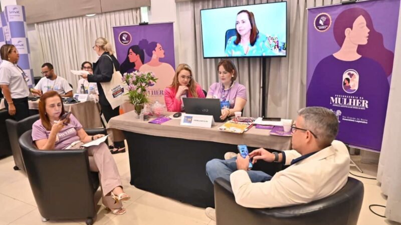 ProMulher amplia diálogo com municípios durante encontro de Escolas Legislativas