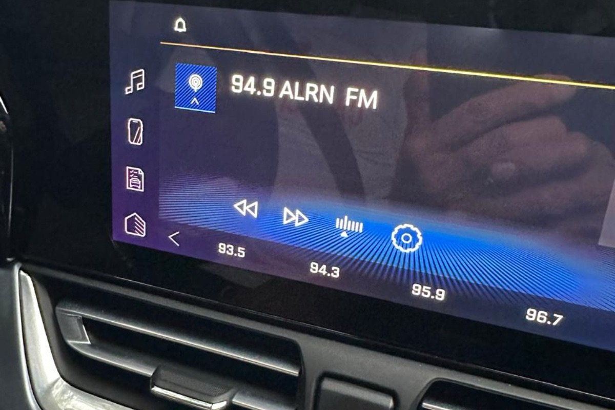 Rádio Assembleia passa a operar em FM aberto e amplia alcance no RN