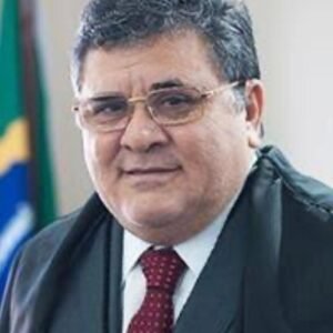 Turma de Direito da UFRN homenageará desembargador Virgílio Macêdo na colação de grau