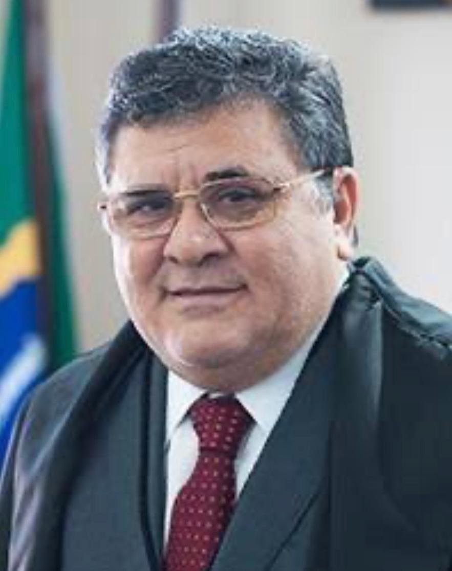 Turma de Direito da UFRN homenageará desembargador Virgílio Macêdo na colação de grau