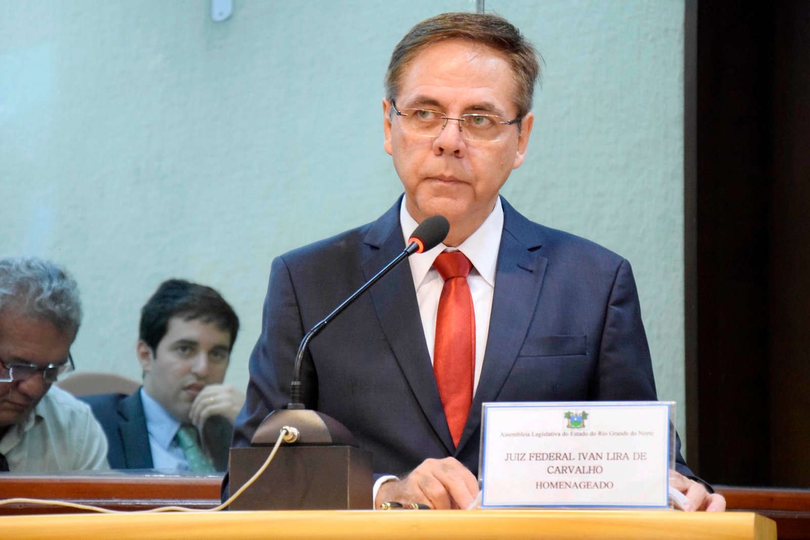 ALRN homenageia Ivan Lira de Carvalho por nomeação ao TRF5