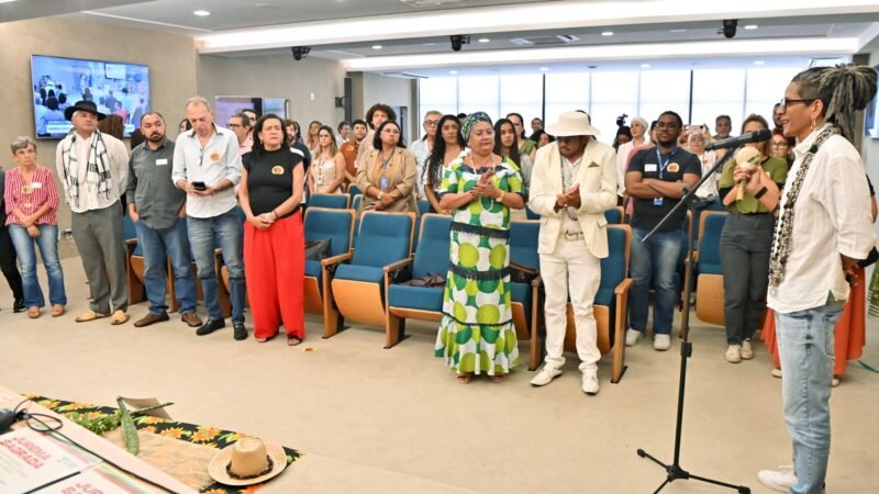 Assembleia debate uso medicinal de plantas e valorização dos saberes ancestrais
