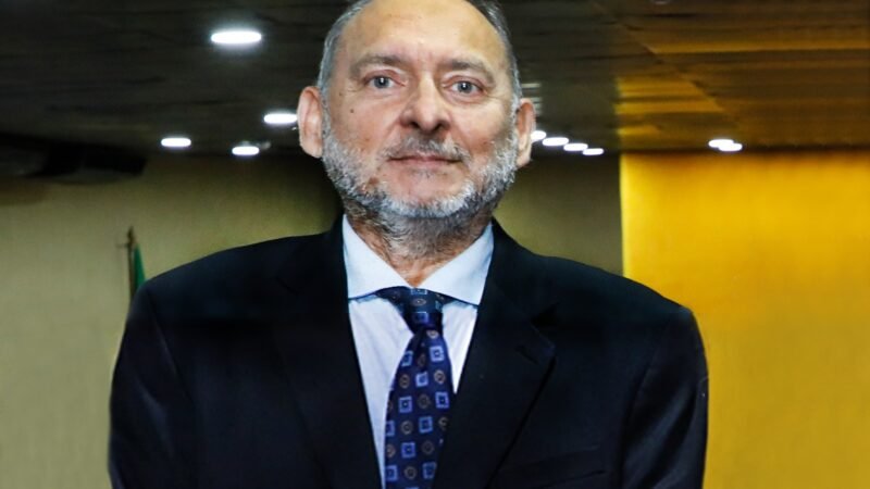 ALRN homenageia Magnus Delgado por nomeação ao TRF5